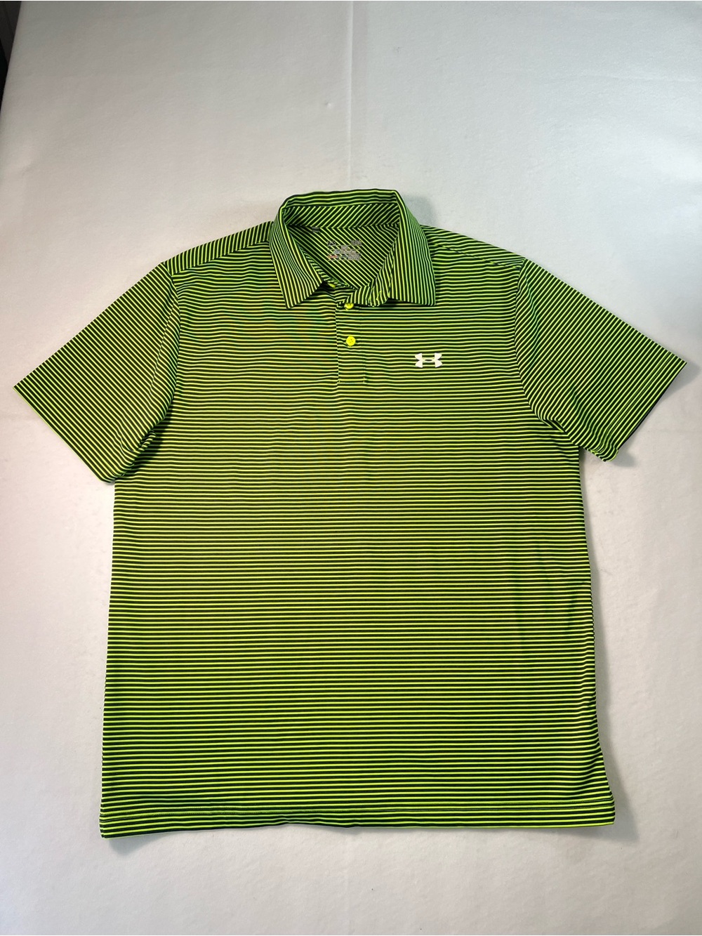 Under Armour Heatgear Men’s Loose Fit Golf Polo L Neon Green/Navy Striped Logo